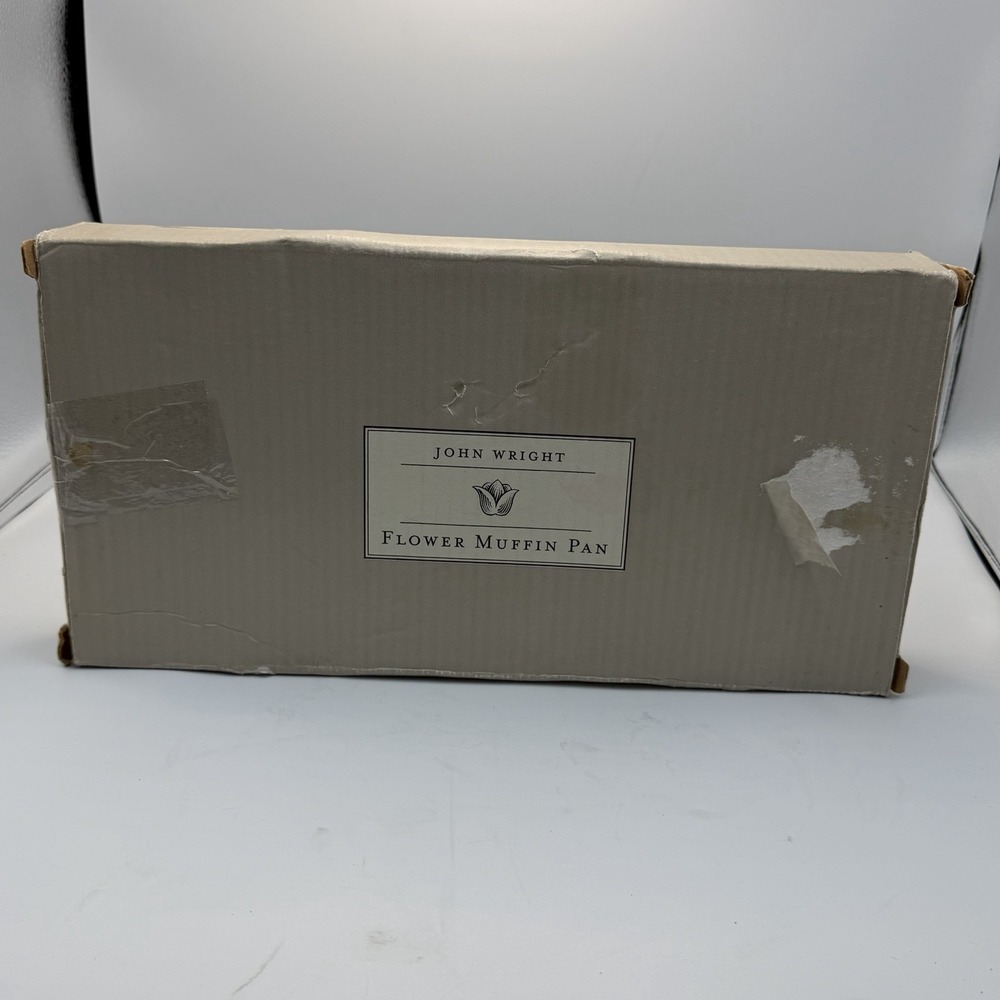 Vintage John Wright Cast Iron Flower Muffin Pan 1991 Floral Bakeware 7 Molds